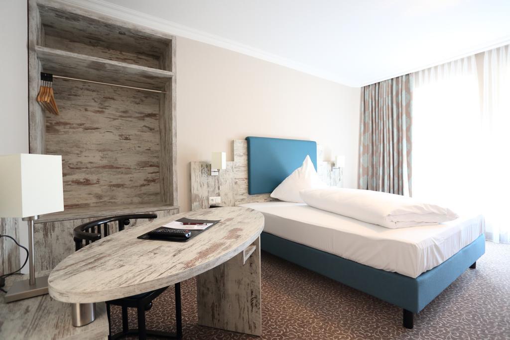 Hotel Roemerstadt Gersthofen Kültér fotó